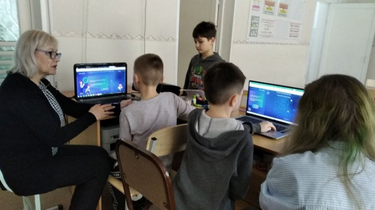 Всероссийский Урок Цифры «Путешествие в микровселенную: квантовые вычисления и медицина будущего».