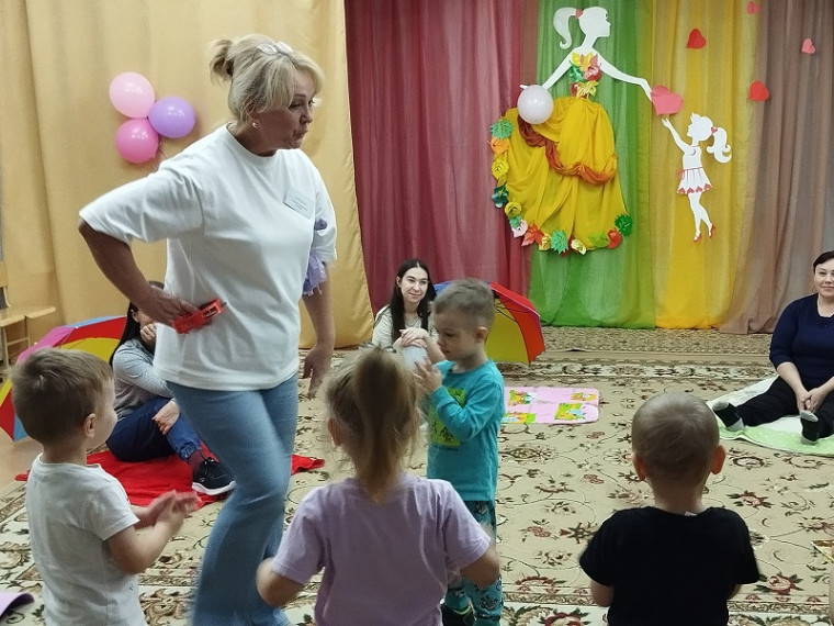 Боди-тренинг для детей и родителей «Мама, поиграй со мной».