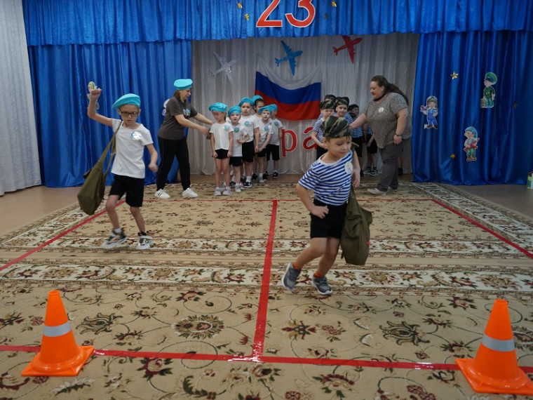 «Школа молодого бойца».